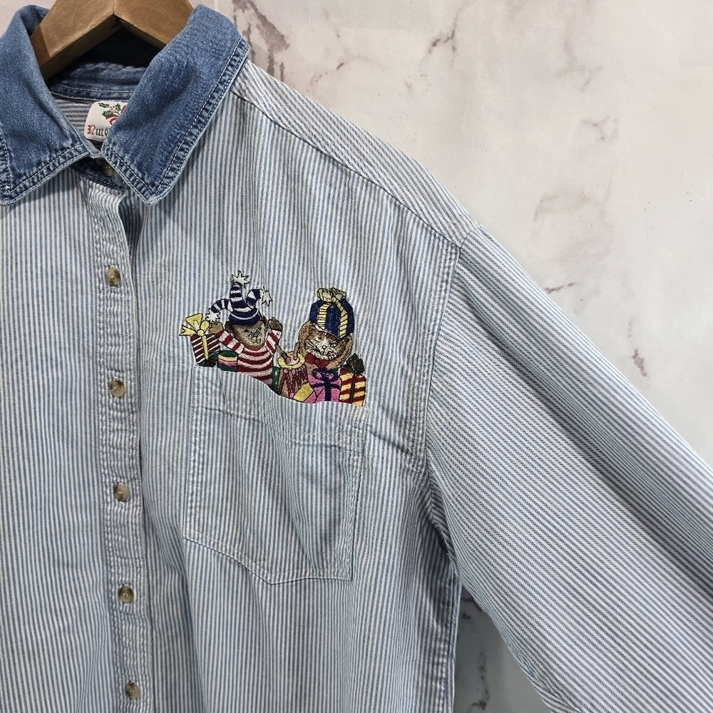 Vintage Christmas Shirt Womens Large Cats Button Striped Jean Presents Gifts